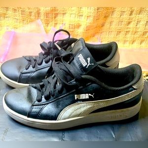 💥EN BUNDLE 💥PUMA💥NEGRO/BLANCO 💥Sz6💥#PM24